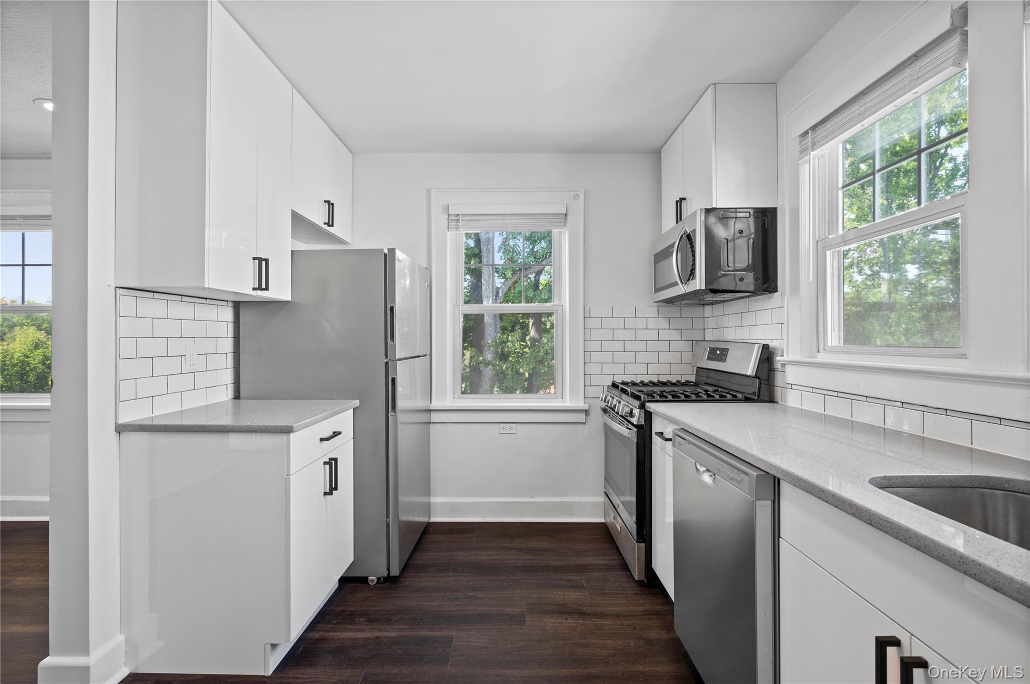 #5 photo, 305 Columbus Avenue #2 Columbus Avenue, West Harrison , NY 10604