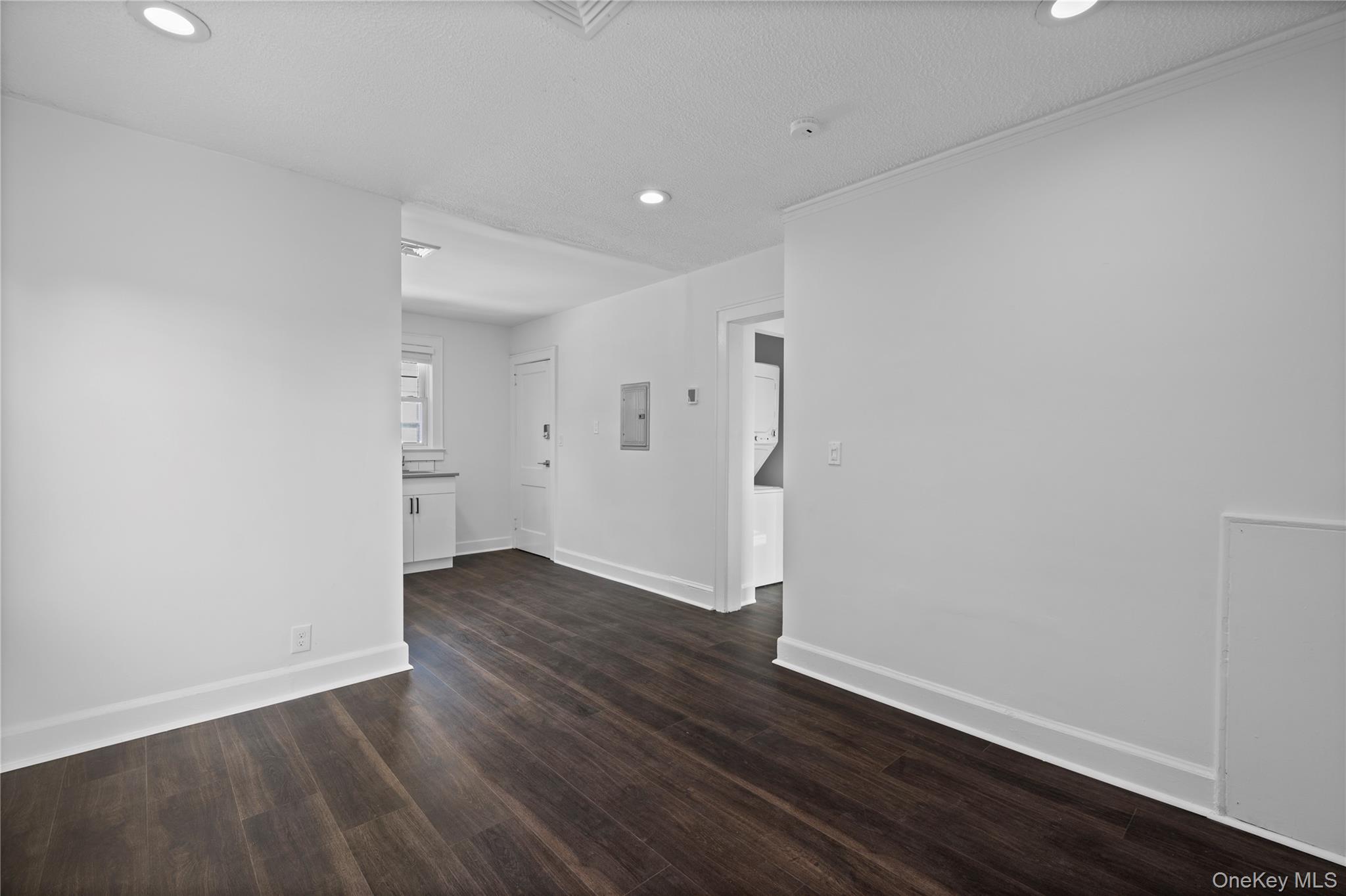 #8 photo, 305 Columbus Avenue #2 Columbus Avenue, West Harrison , NY 10604