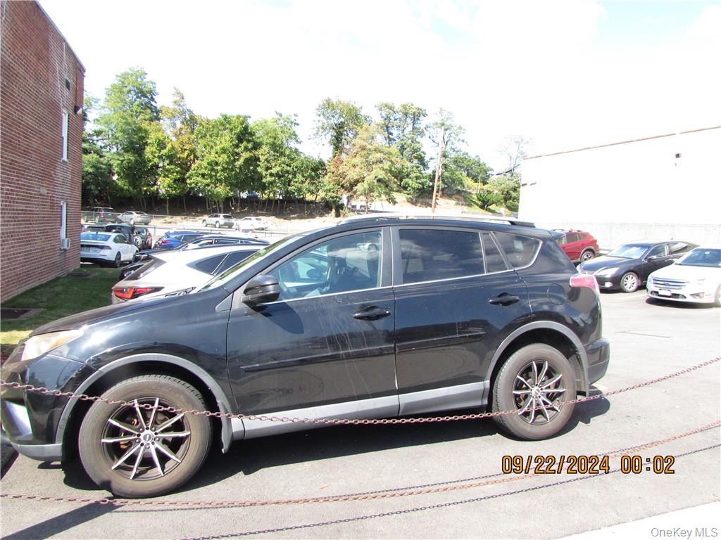 #17 photo, 1561 Central Park Ave, Yonkers , NY 10710