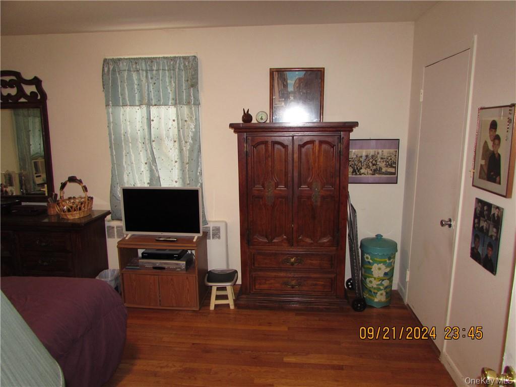 #8 photo, 1561 Central Park Ave, Yonkers , NY 10710