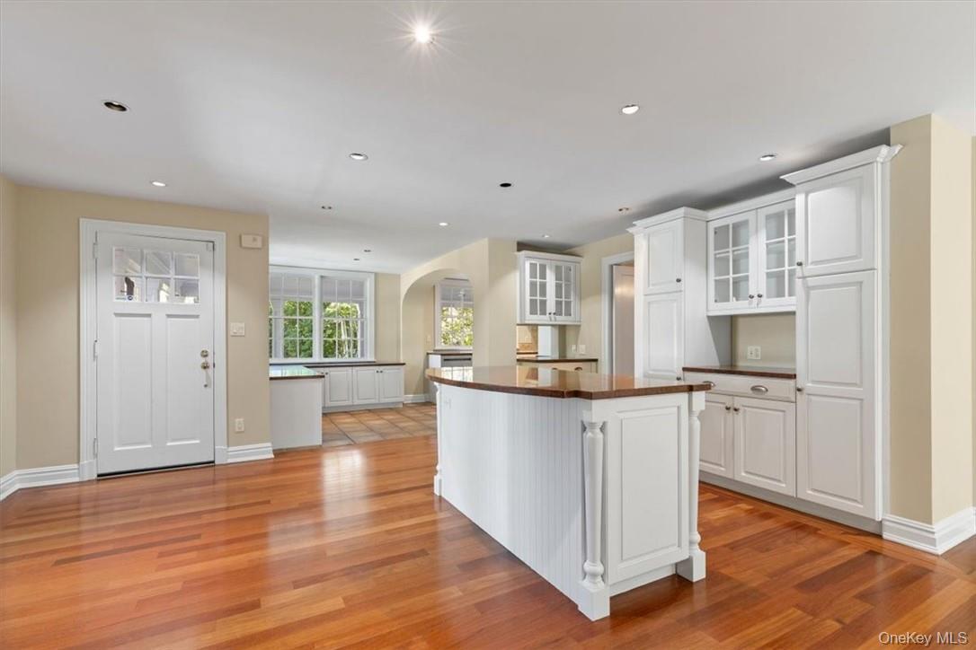 #13 photo, 11 Billington Court, Rye , NY 10580