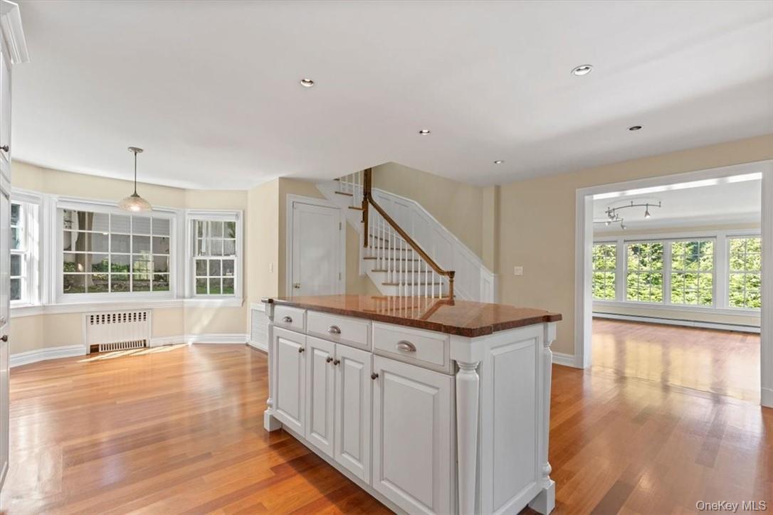 #14 photo, 11 Billington Court, Rye , NY 10580