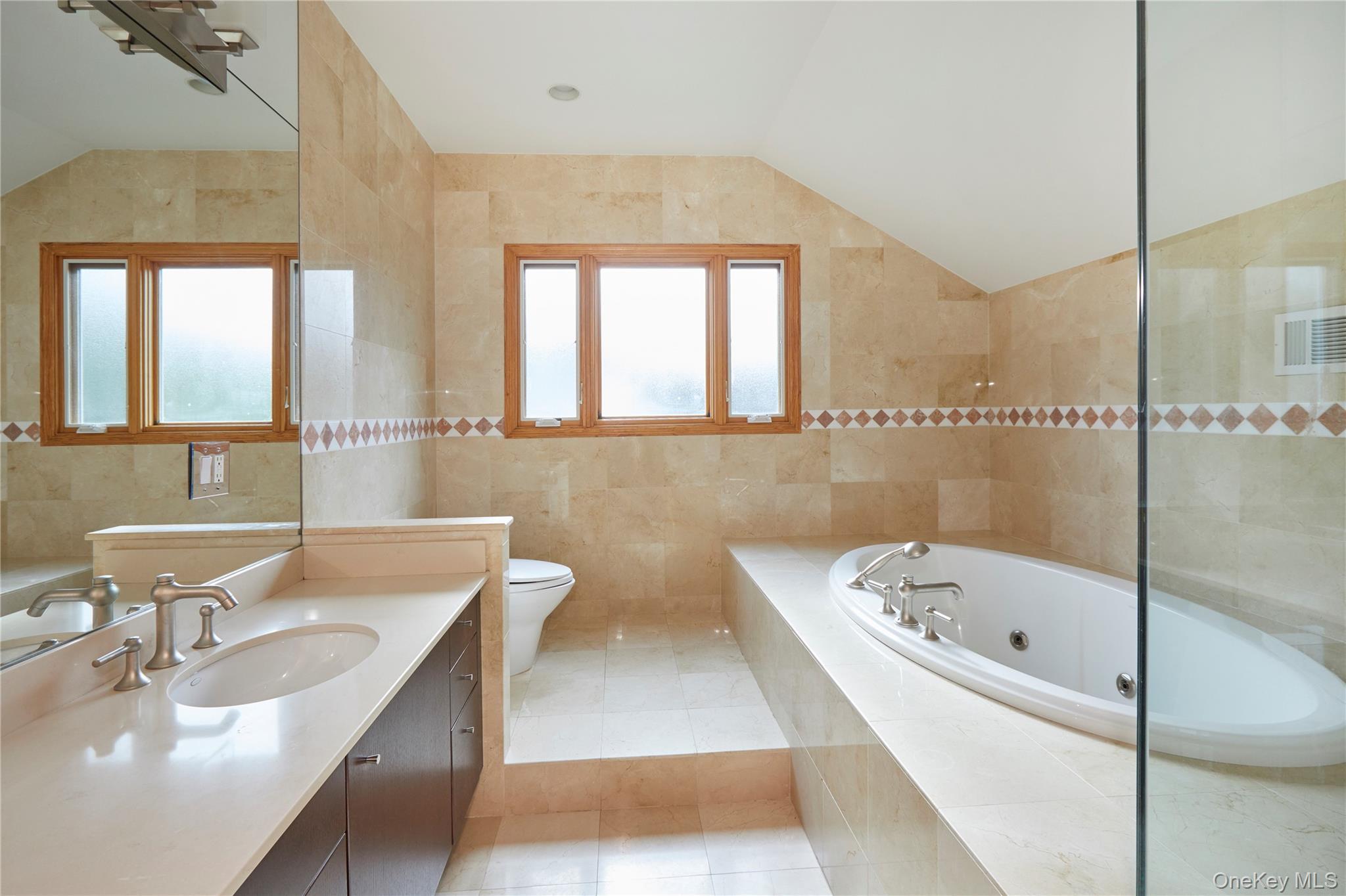 #15 photo, 179 Van Etten Boulevard, New Rochelle , NY 10804