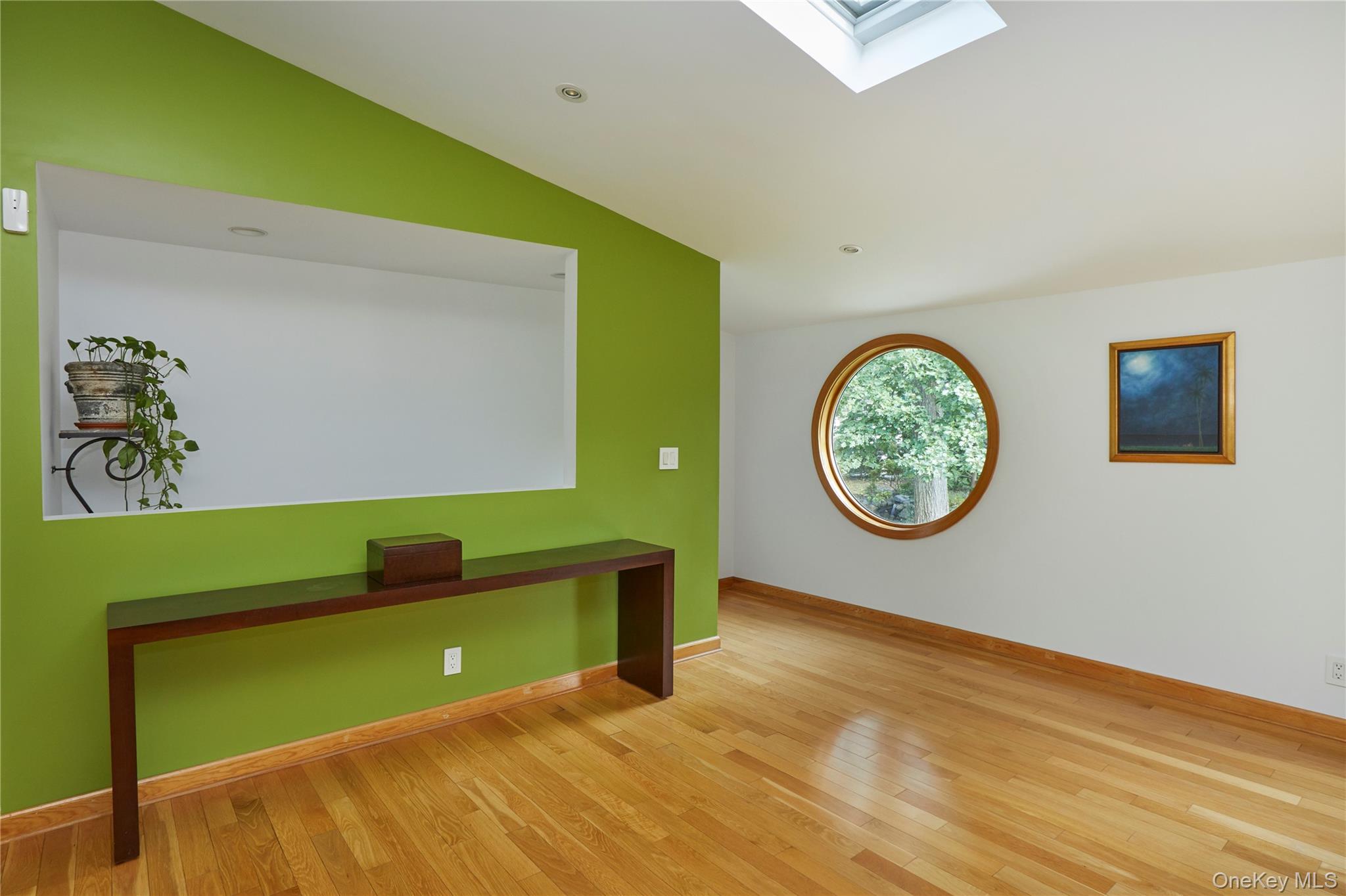 #17 photo, 179 Van Etten Boulevard, New Rochelle , NY 10804