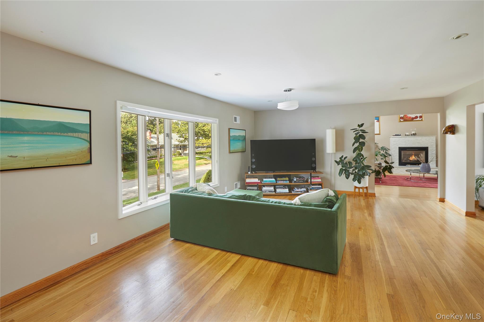 #8 photo, 179 Van Etten Boulevard, New Rochelle , NY 10804