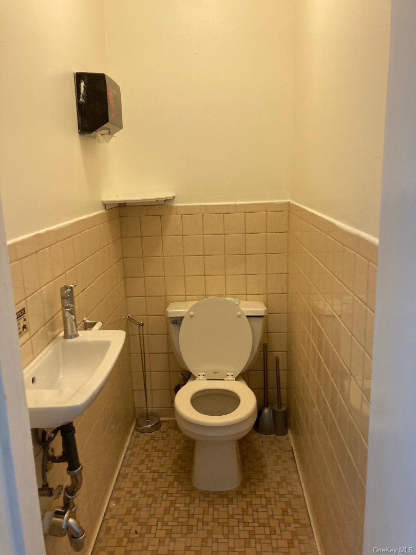 #9 photo, 1120 Morris Park Avenue, Bronx , NY 10461