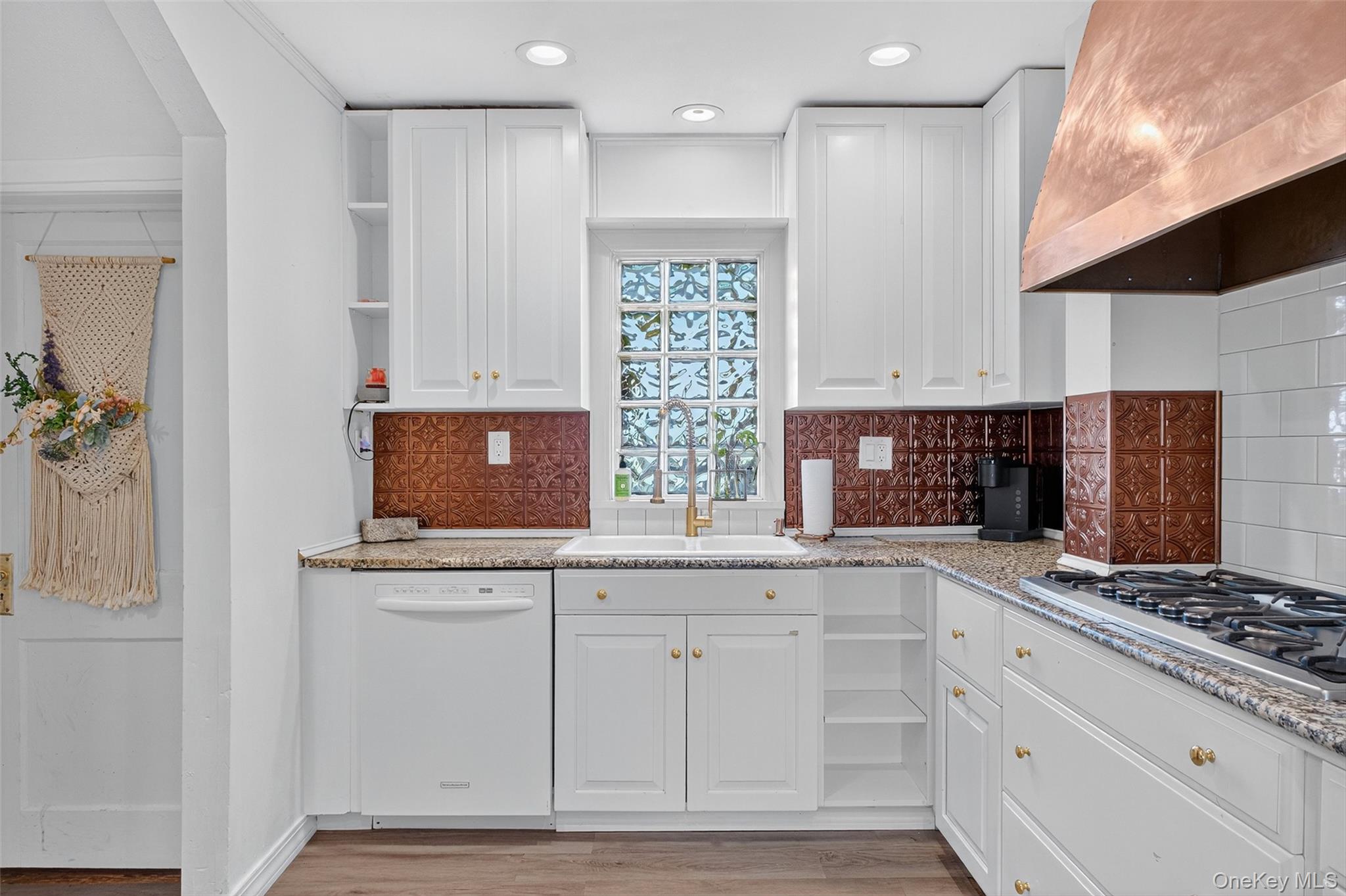 #19 photo, 310 Carpenter Avenue, Newburgh , NY 12550