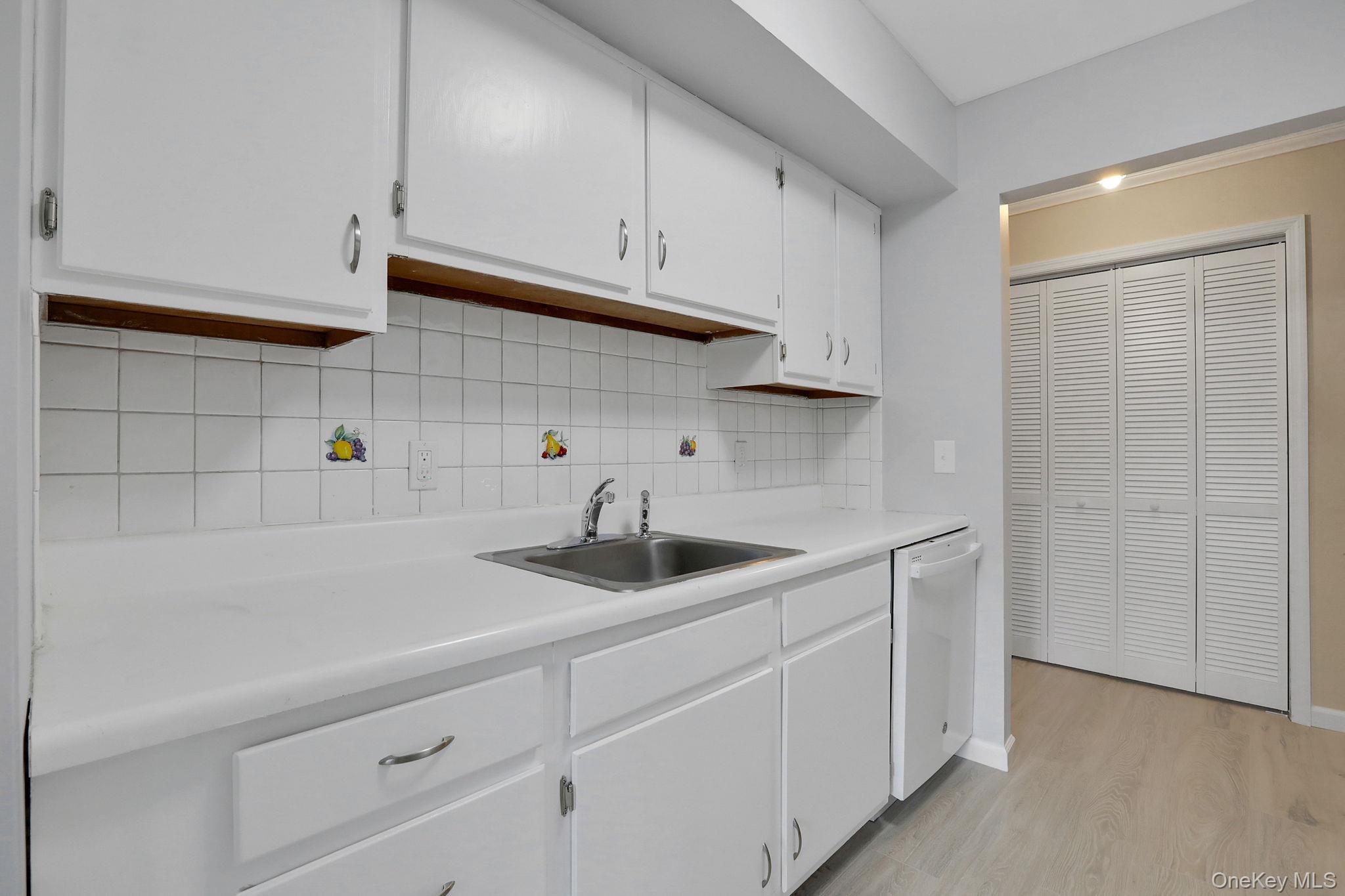 #10 photo, 2104 Cherry Hill Drive, Poughkeepsie , NY 12603