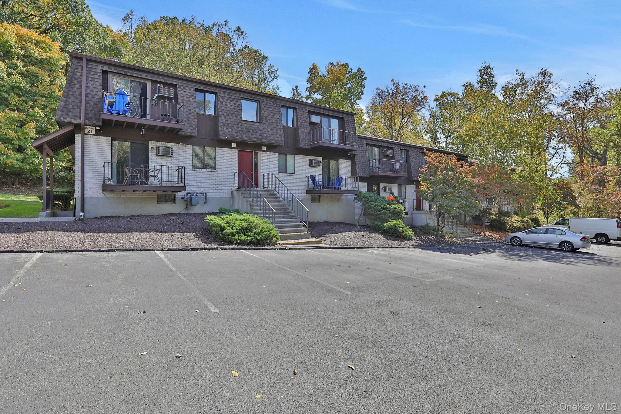 #4 photo, 2104 Cherry Hill Drive, Poughkeepsie , NY 12603