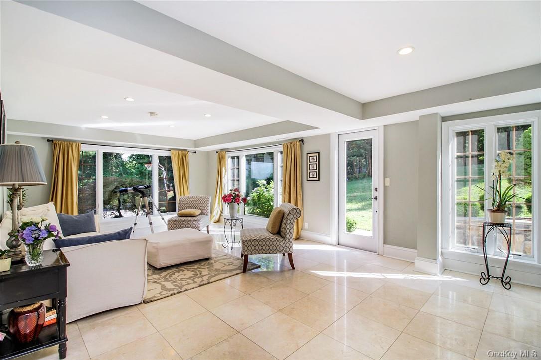 #10 photo, 25 Tamarack Way, Pleasantville , NY 10570