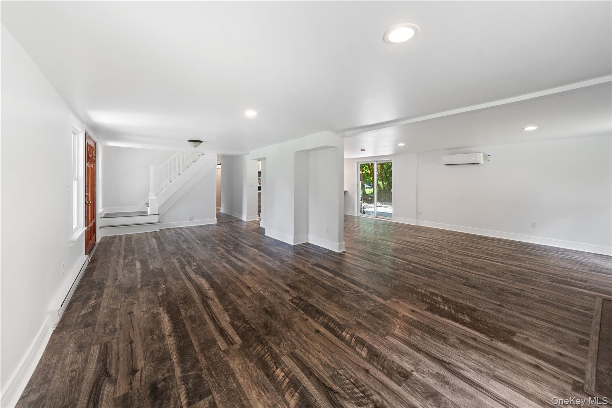 #6 photo, 35 Honeymoon Lane, Lagrangeville , NY 12603