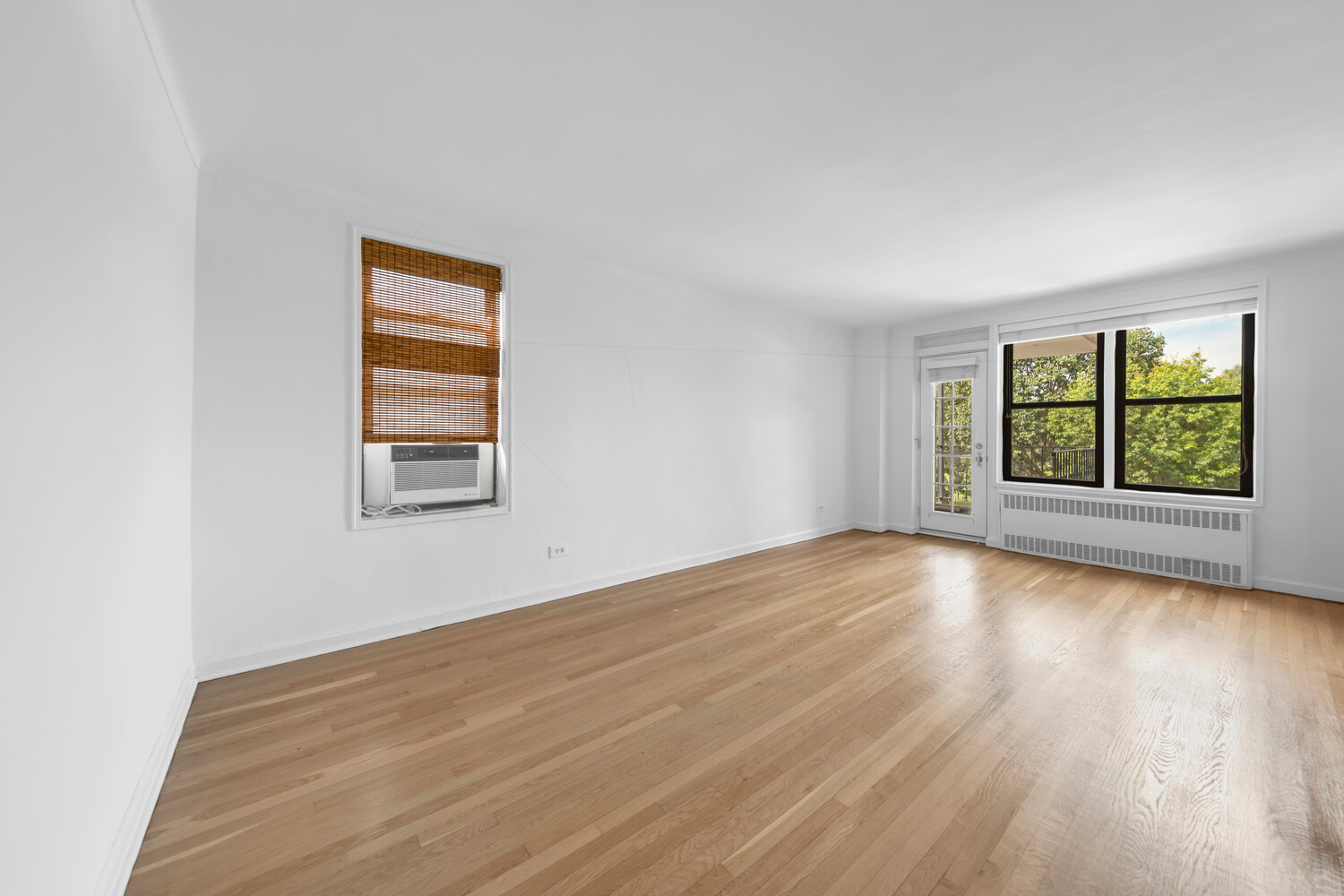 #3 photo, 7401 SHORE Road, ブルックリン区 Bay Ridge , NY 11209