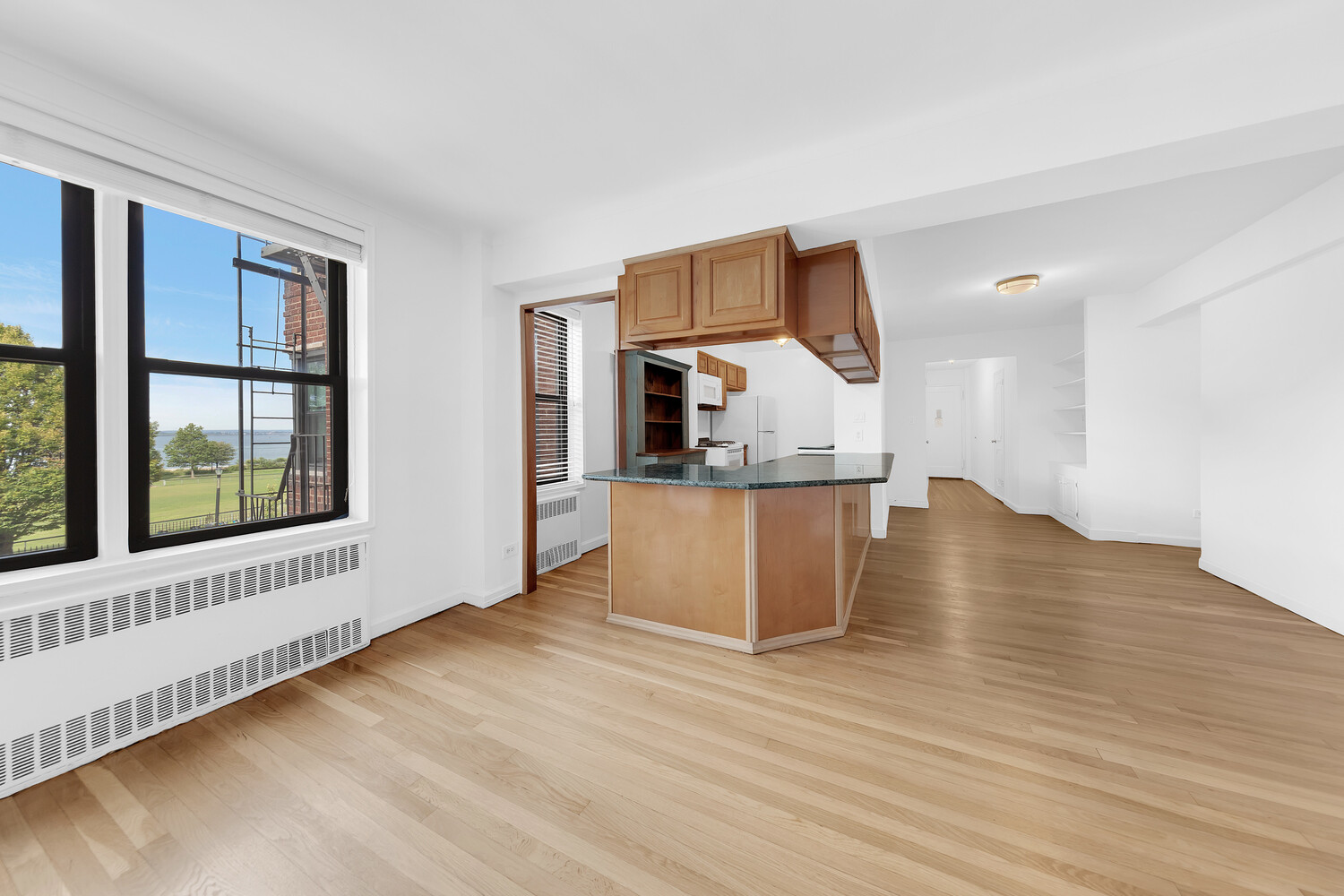 #7 photo, 7401 SHORE Road, ブルックリン区 Bay Ridge , NY 11209