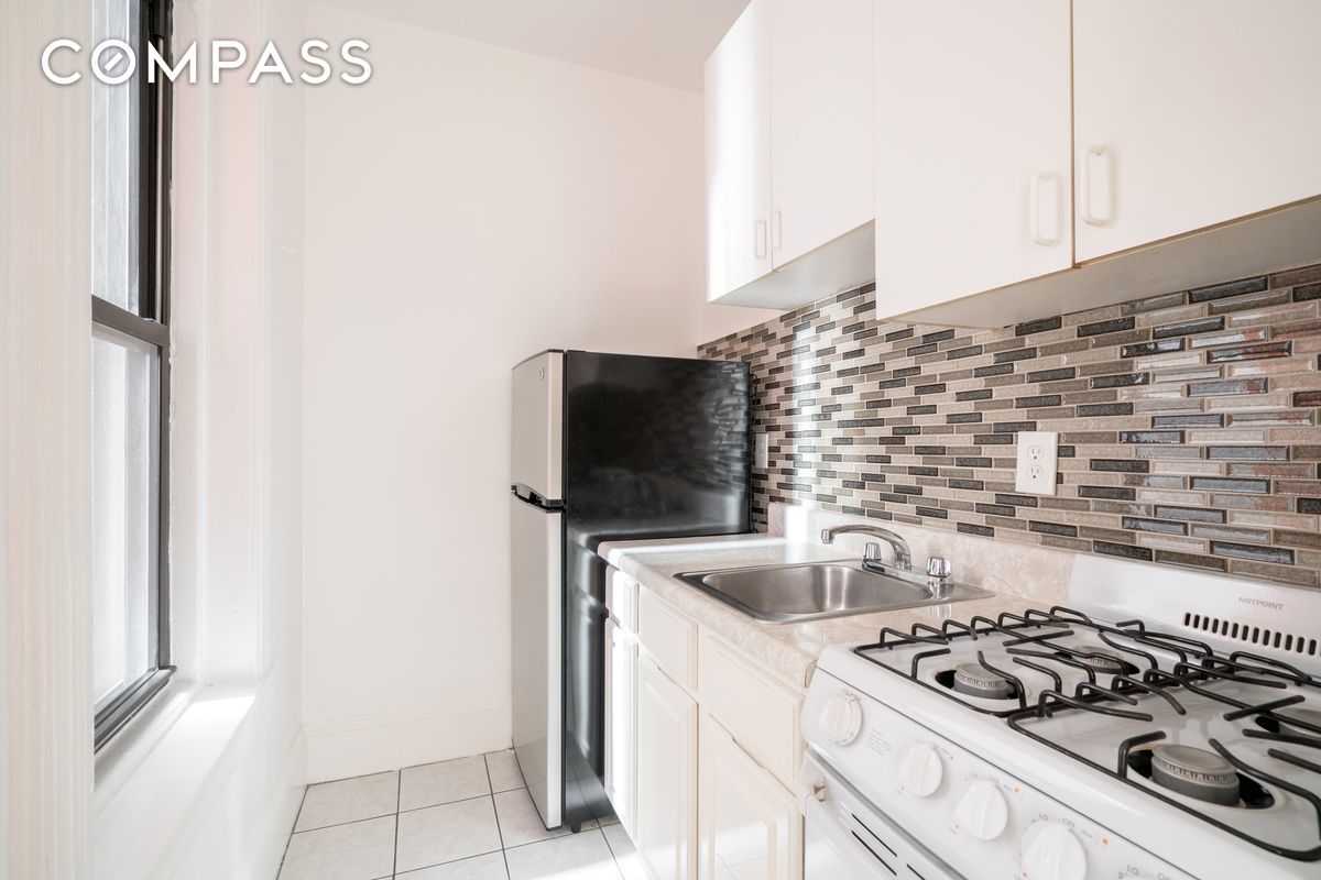 #4 photo, New York City, West Village , NY 10011