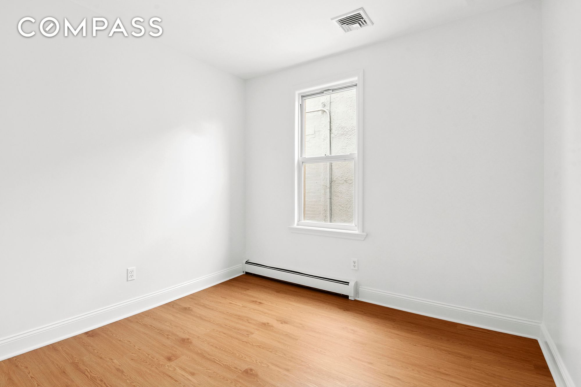 #12 photo, 78-09 77th Avenue, Glendale , NY 11385