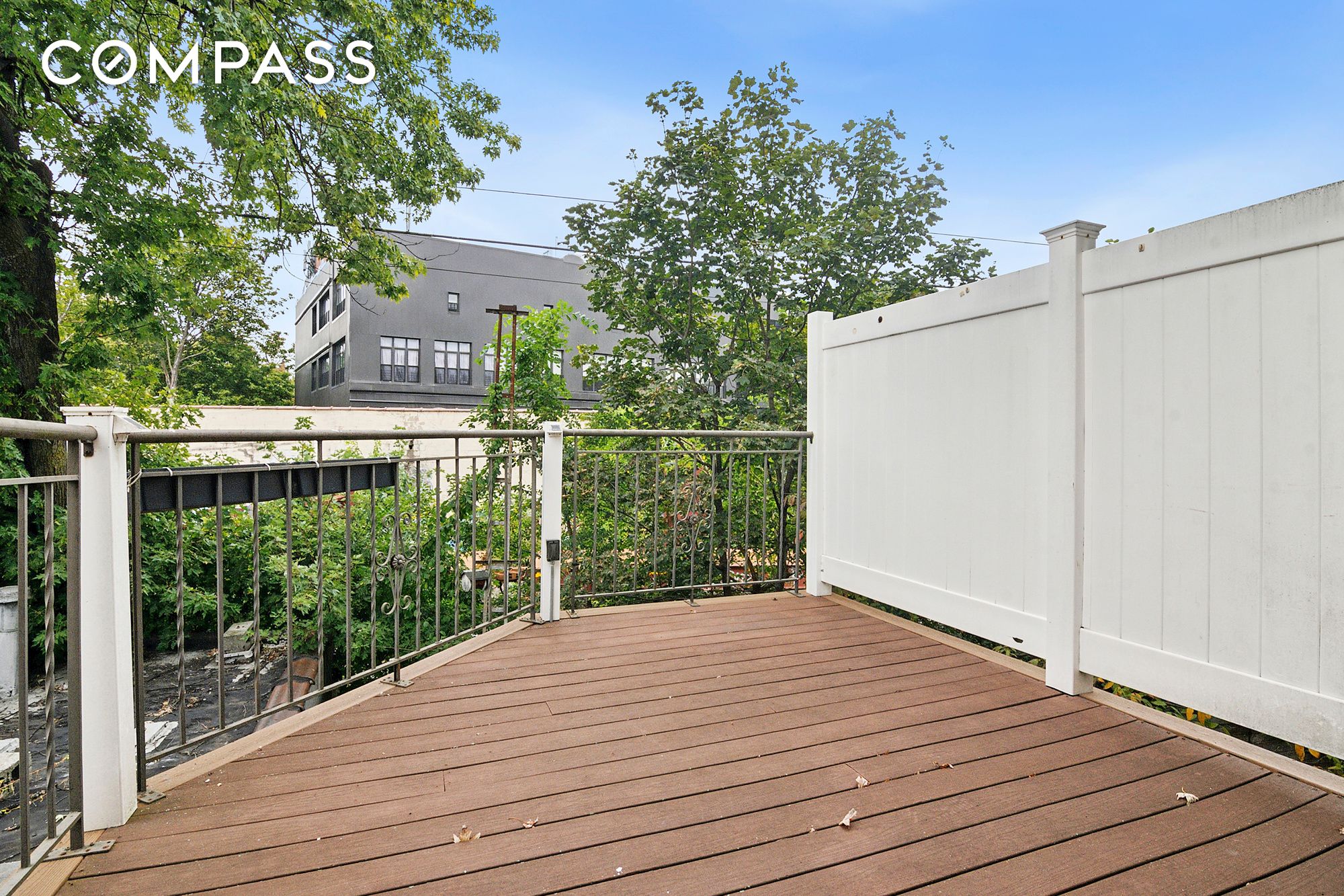 #13 photo, 78-09 77th Avenue, Glendale , NY 11385