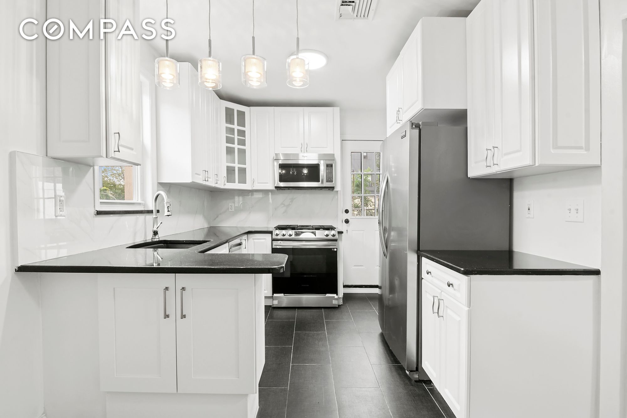 #16 photo, 78-09 77th Avenue, Glendale , NY 11385