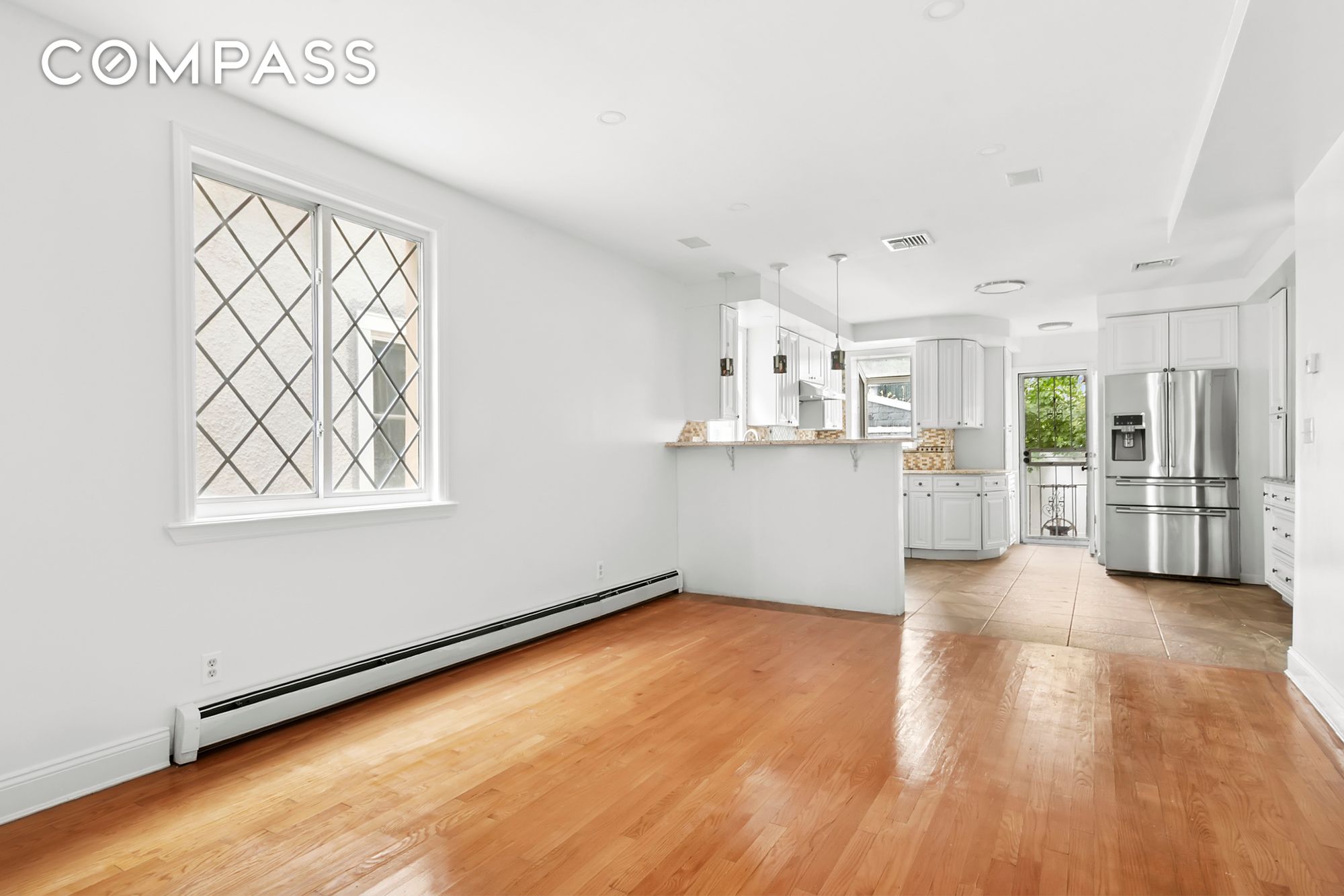 #17 photo, 78-09 77th Avenue, Glendale , NY 11385