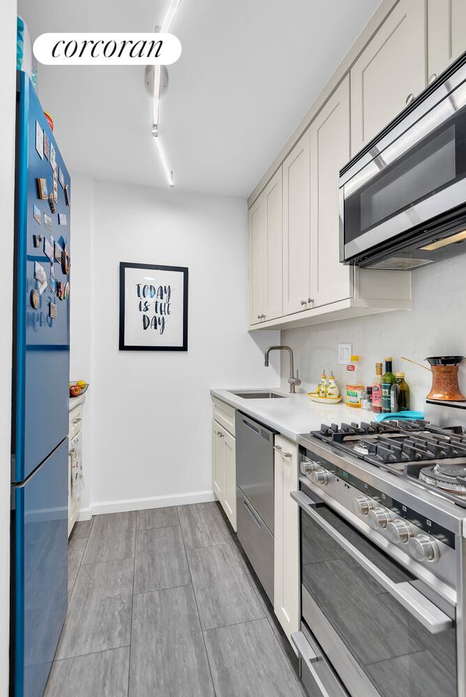 #6 photo, 407 PARK Avenue S, NoMad , NY 10016