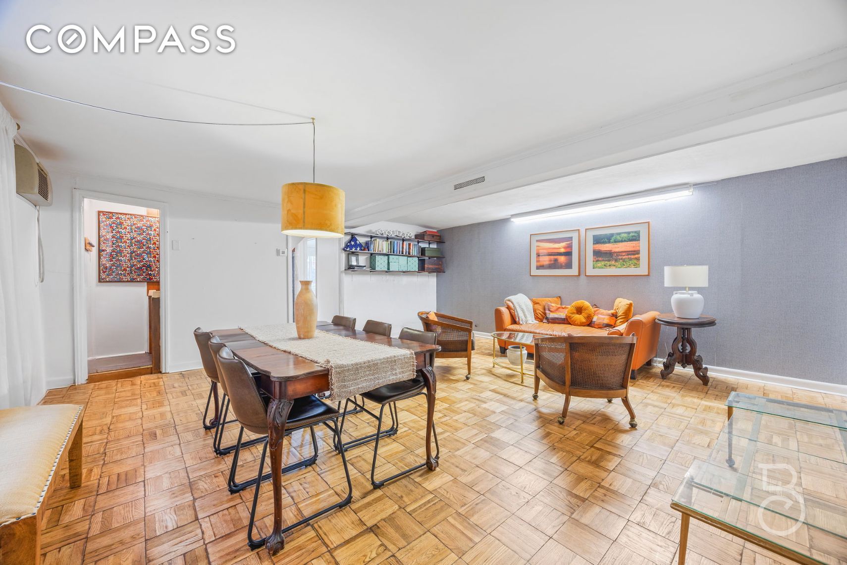 #13 photo, 24-23 83rd Street, クイーンズ区 Jackson Heights , NY 11370