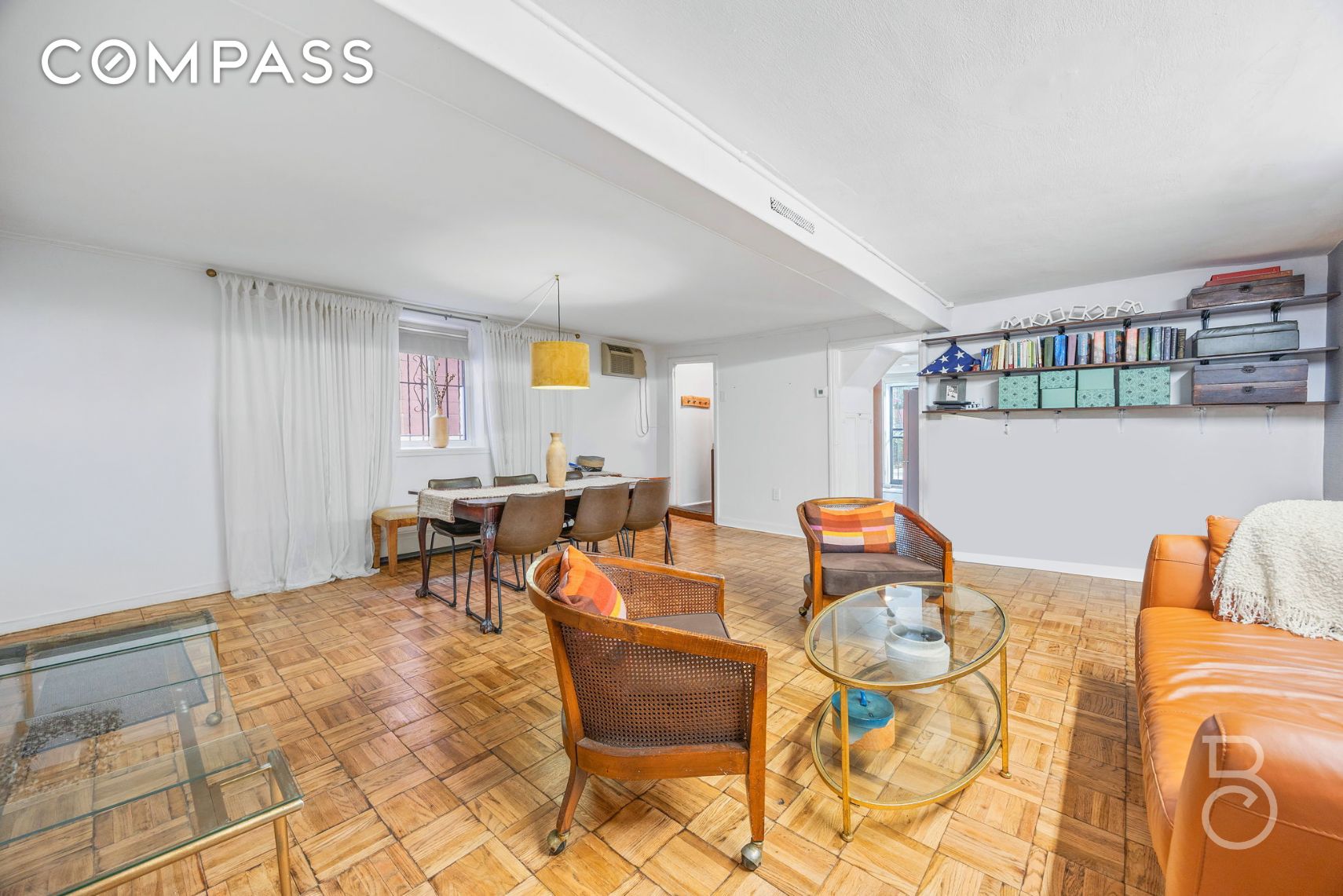 #14 photo, 24-23 83rd Street, クイーンズ区 Jackson Heights , NY 11370