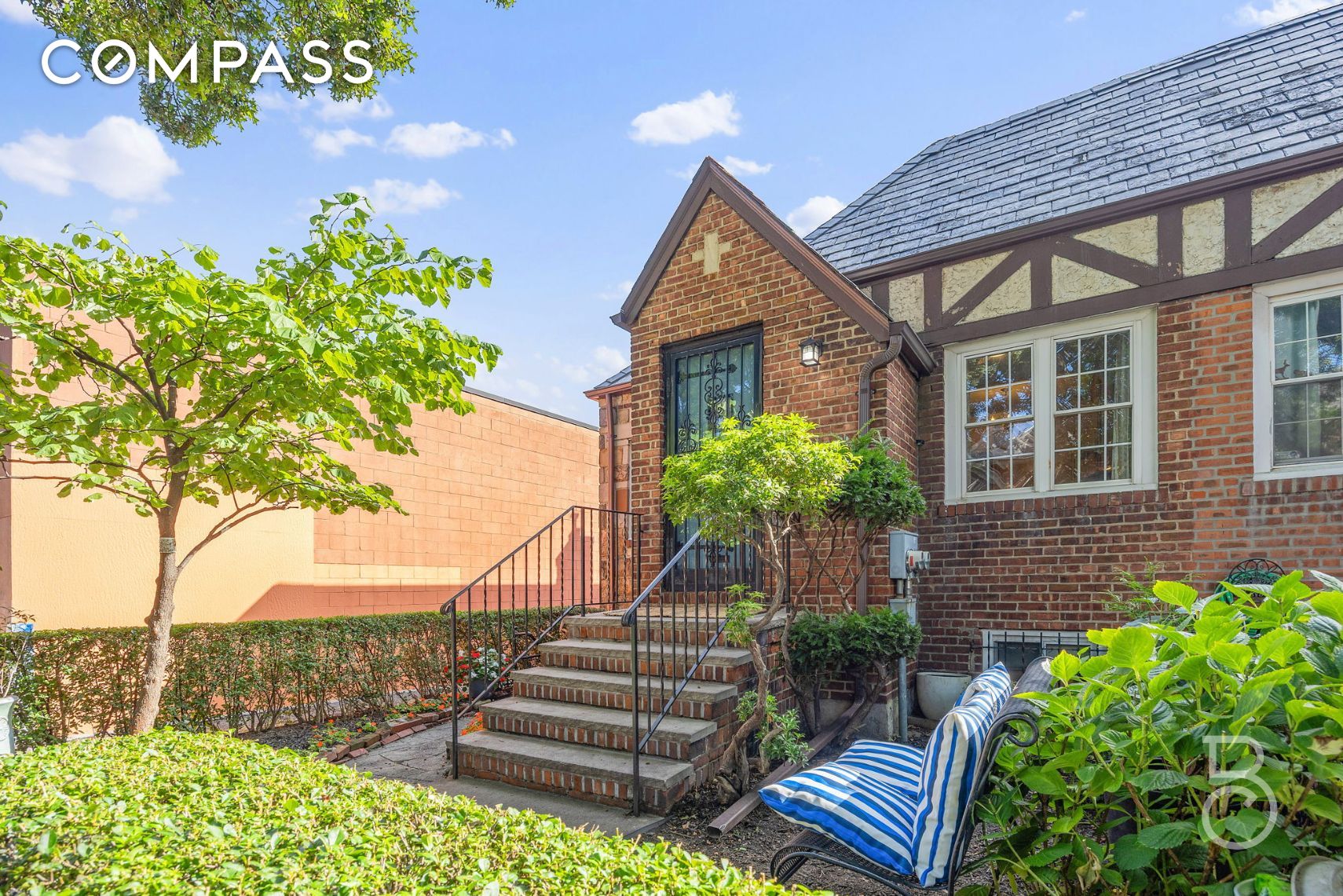 #19 photo, 24-23 83rd Street, クイーンズ区 Jackson Heights , NY 11370