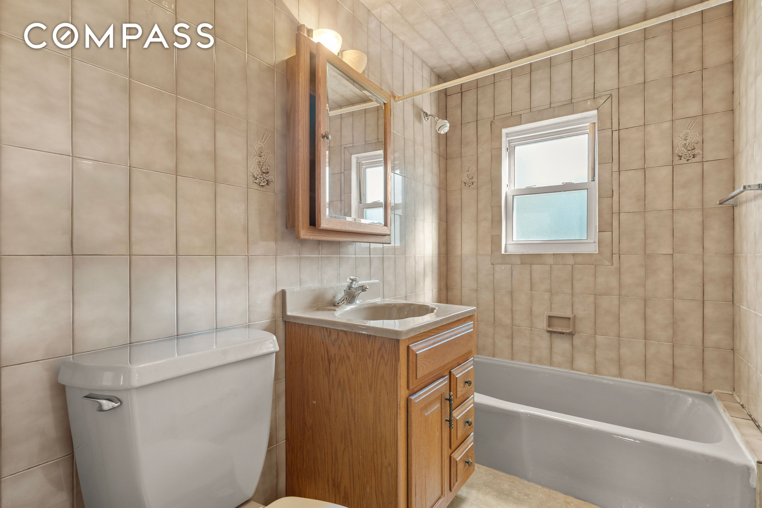 #15 photo, 3030 Ave T, Madison , NY 11229