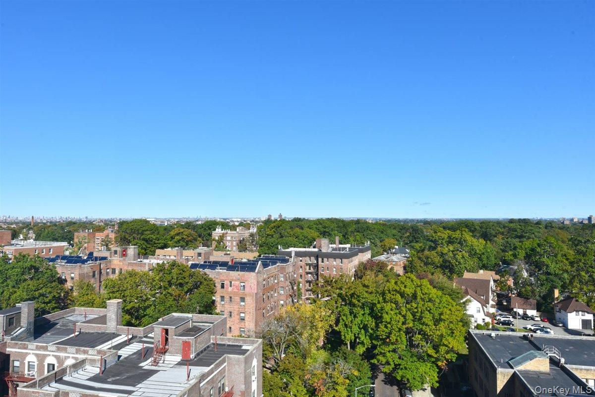 #18 photo, 175-20 Wexford Terrace, クイーンズ区 Jamaica Estates , NY 11432