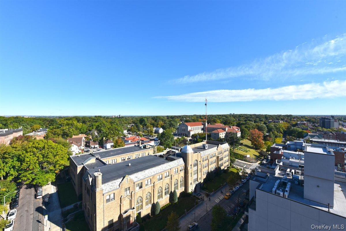 #19 photo, 175-20 Wexford Terrace, クイーンズ区 Jamaica Estates , NY 11432