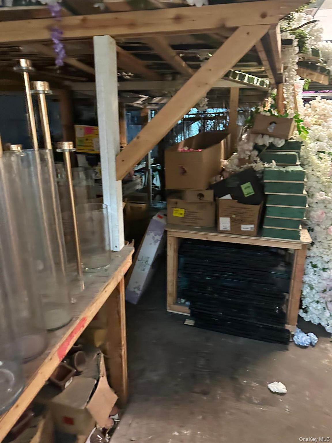 #19 photo, 803/805/807/809/811 Middle Neck Road, Great Neck , NY 11024