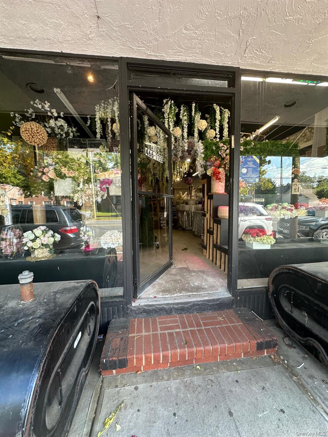 #6 photo, 803/805/807/809/811 Middle Neck Road, Great Neck , NY 11024