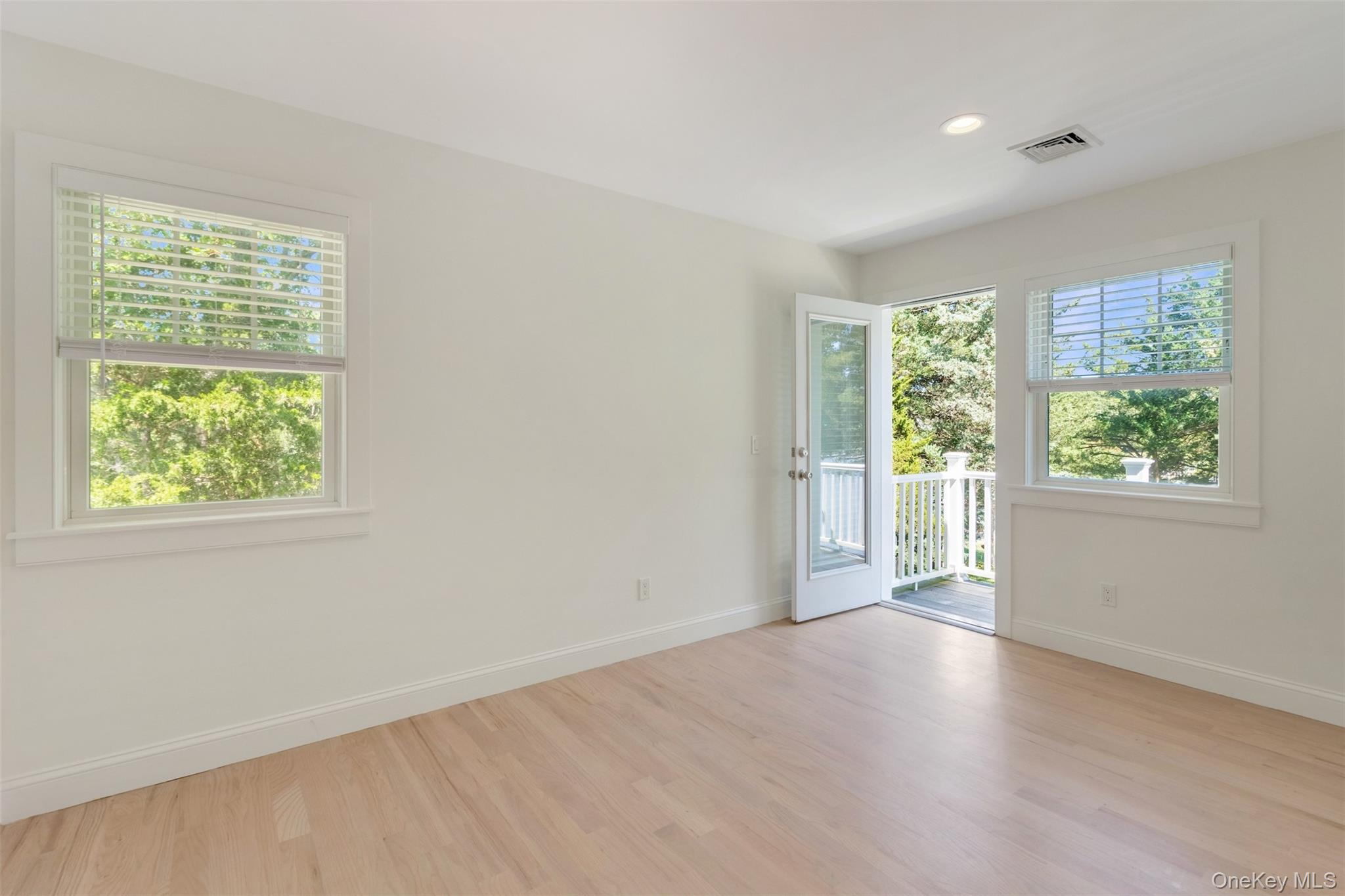 #14 photo, 254 Overlook Drive, サフォーク郡 Aquebogue , NY 11931