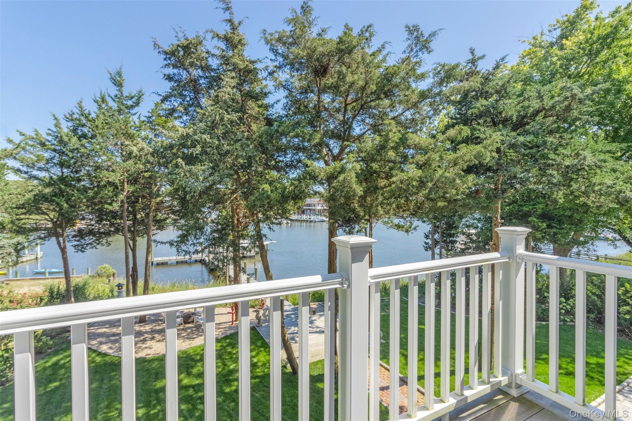 #16 photo, 254 Overlook Drive, サフォーク郡 Aquebogue , NY 11931