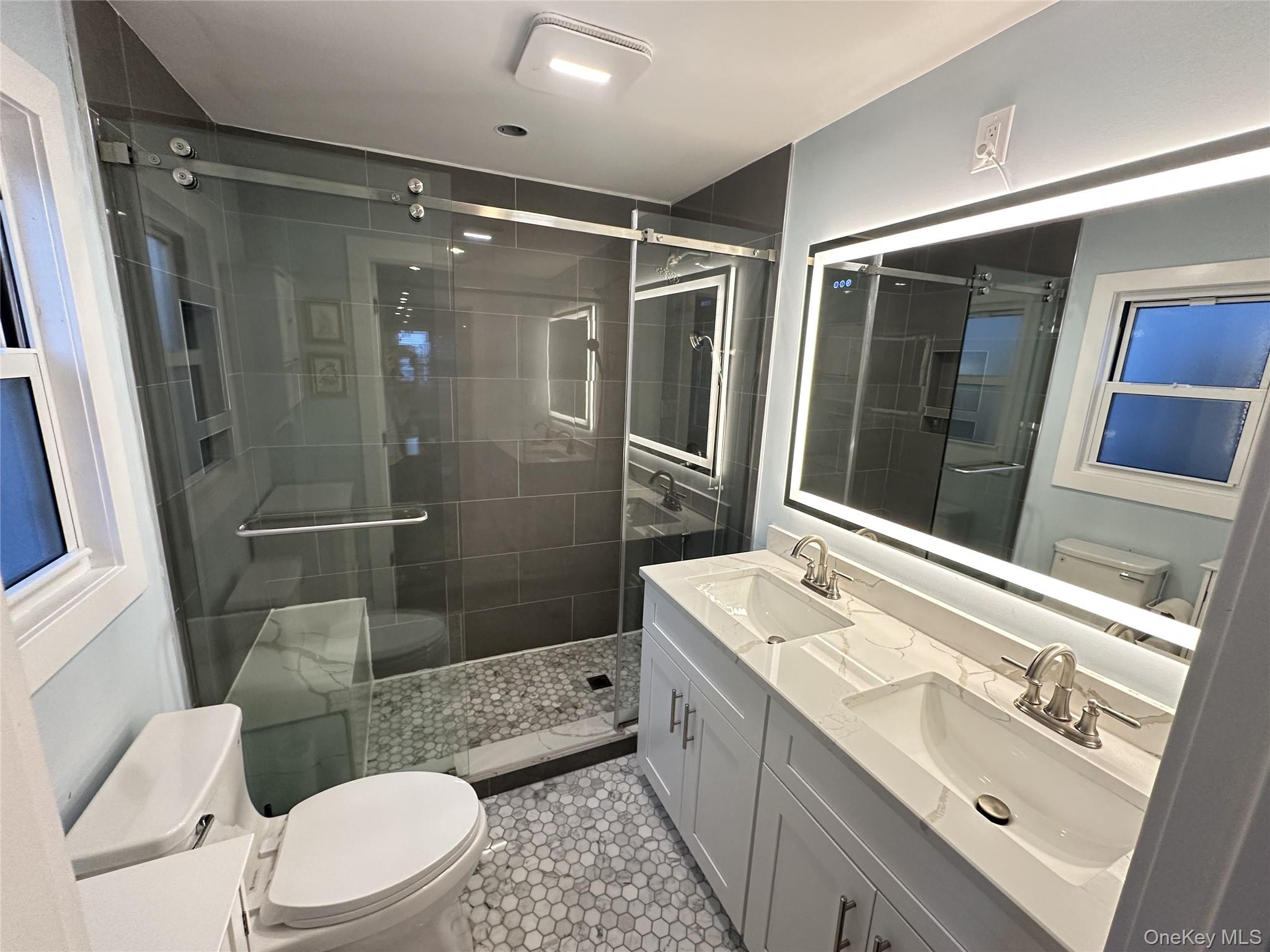 #13 photo, 23 West Drive, Port Washington , NY 11050