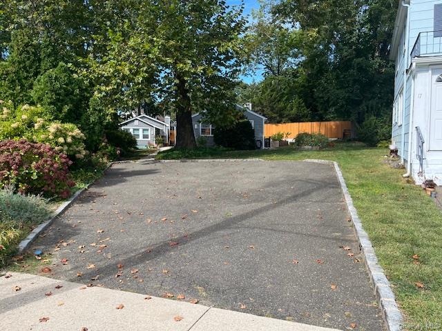 #20 photo, 23 West Drive, Port Washington , NY 11050