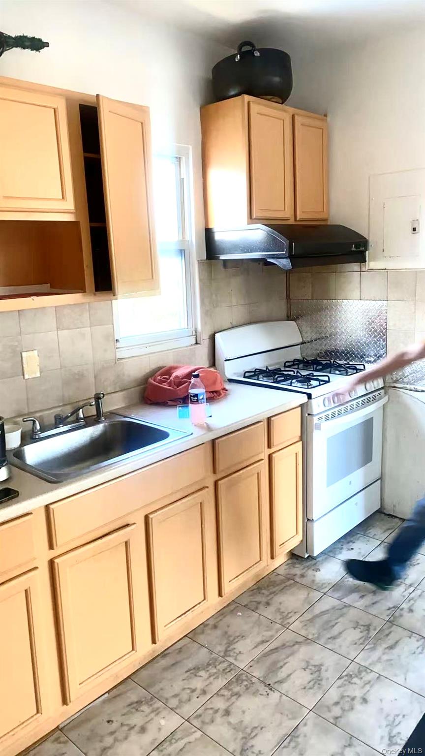 #3 photo, 6-12 College Point BLVD, College Point , NY 11356