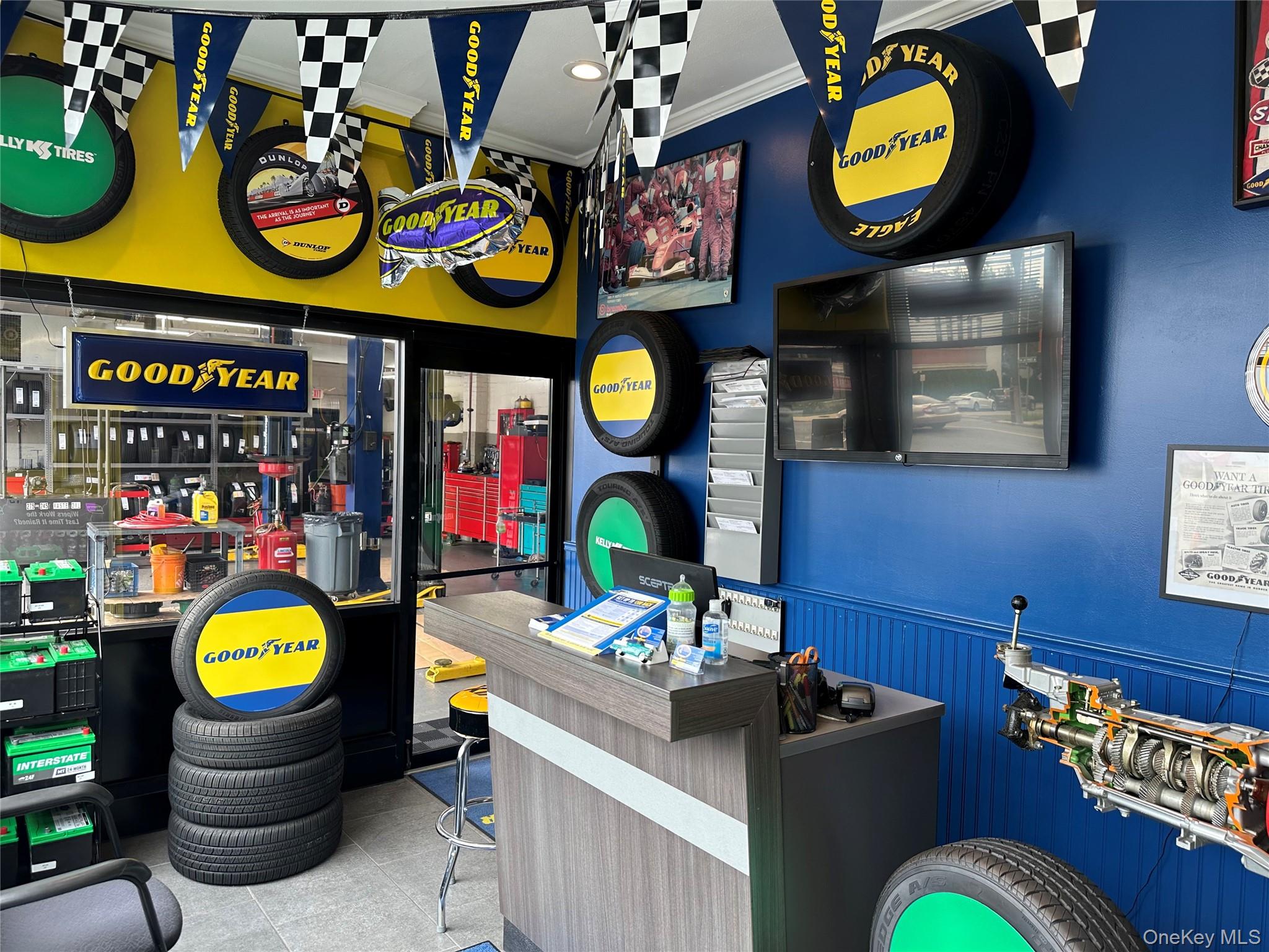 #2 photo, 176 N Central Avenue, Valley Stream , NY 11580