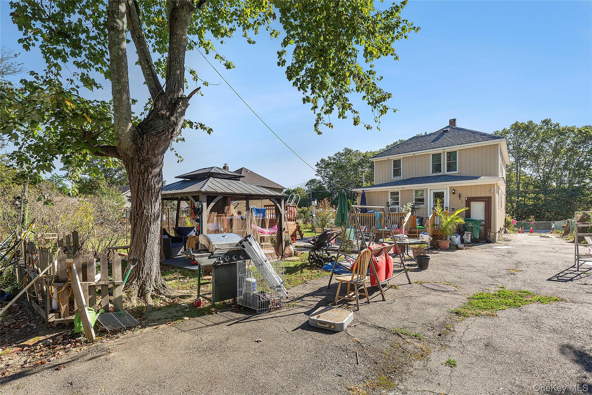 #15 photo, 127 Lake Avenue, サフォーク郡 Flanders , NY 11901