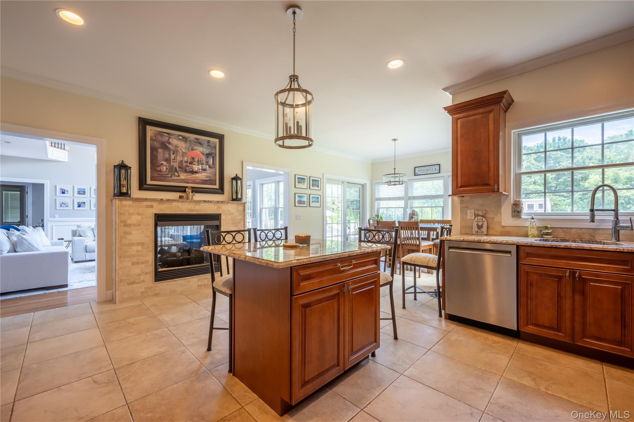 #8 photo, 50A South Phillips Avenue, サフォーク郡 Remsenburg , NY 11972