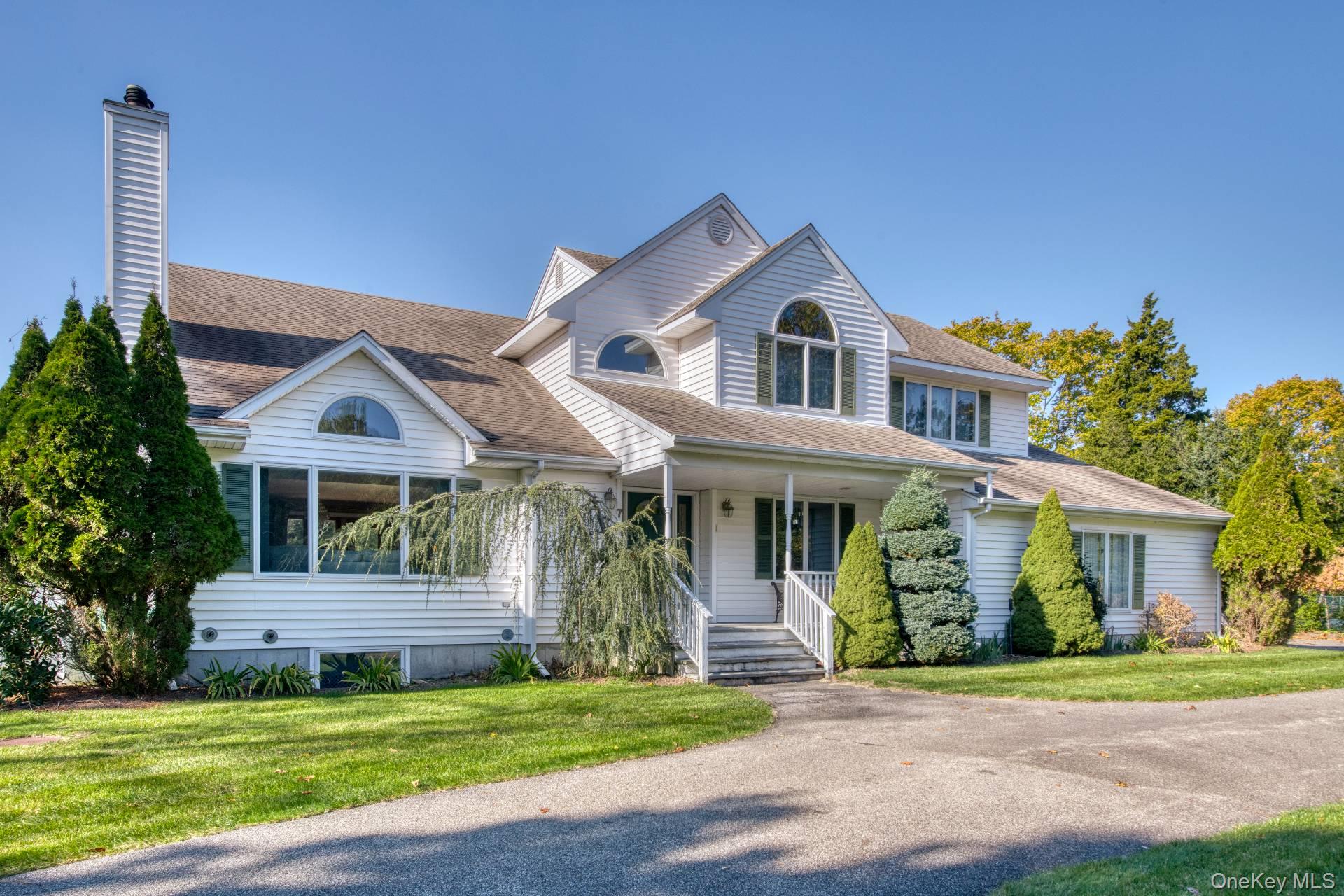 #1 photo, 7 Sea Breeze Avenue, Westhampton , NY 11977