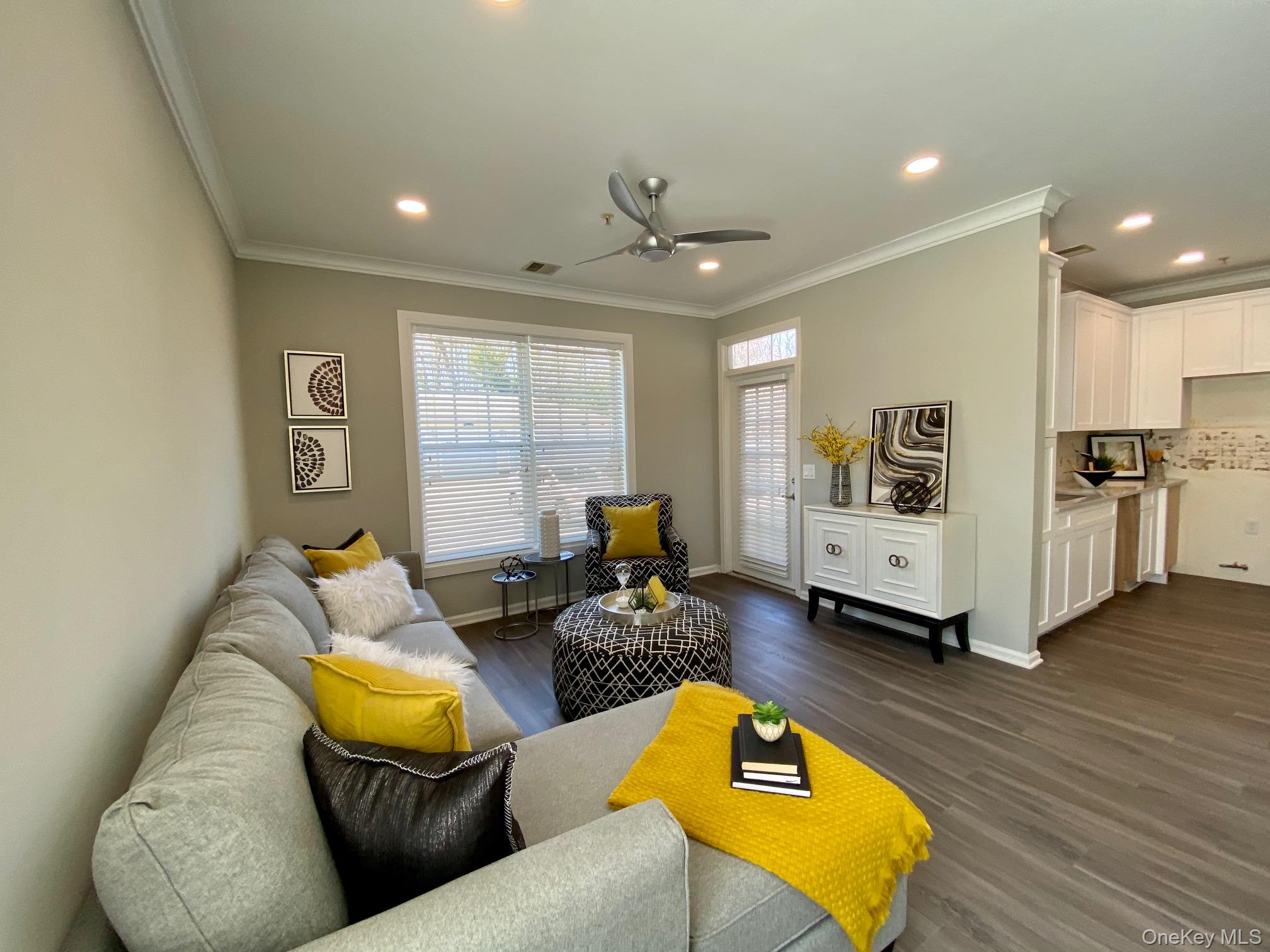 #7 photo, 118 Pond Road, サフォーク郡 Coram , NY 11727