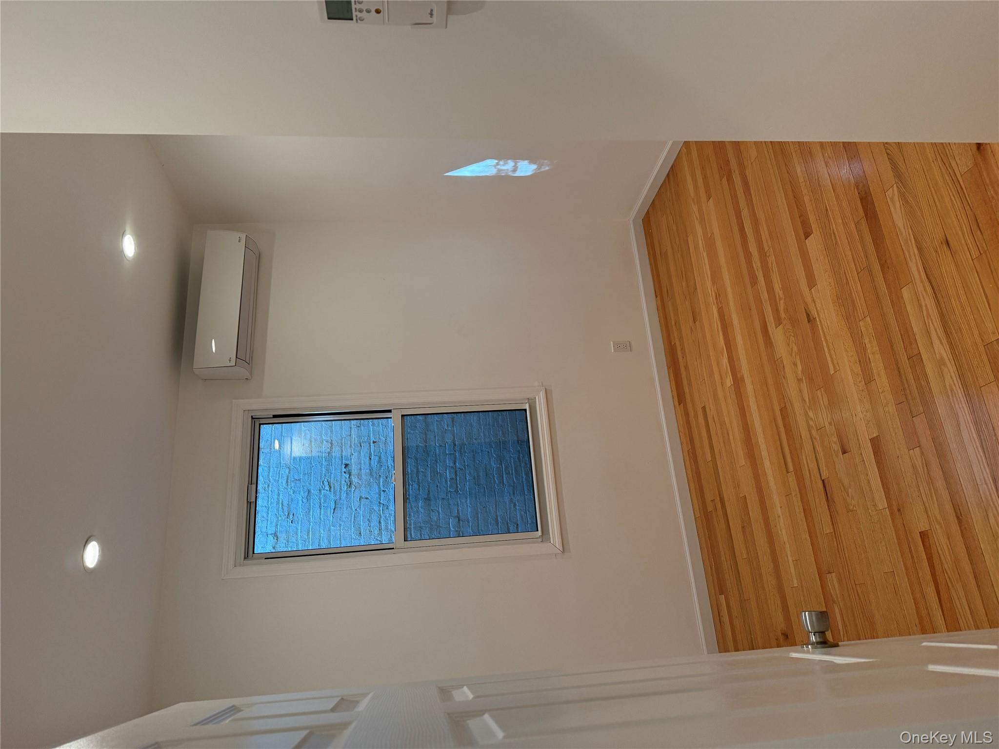 #11 photo, 562 39, ブルックリン区 Brooklyn , NY 11232