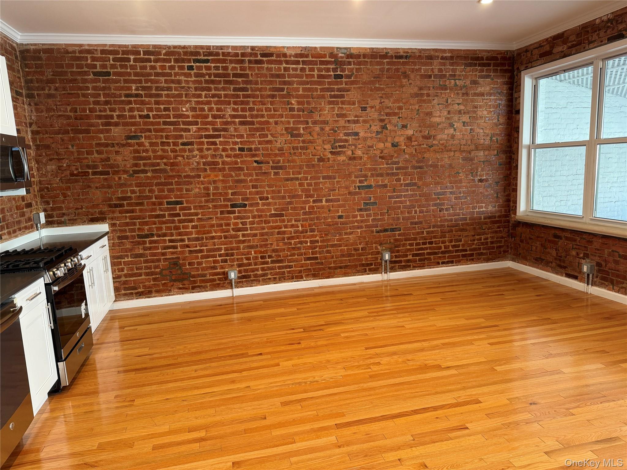 #3 photo, 562 39, ブルックリン区 Brooklyn , NY 11232