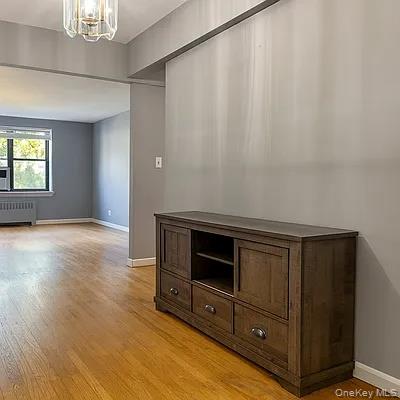 #4 photo, 91-10 32 Avenue, Jackson Heights , NY 11369