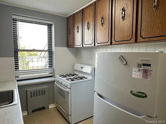 #8 photo, 91-10 32 Avenue, Jackson Heights , NY 11369