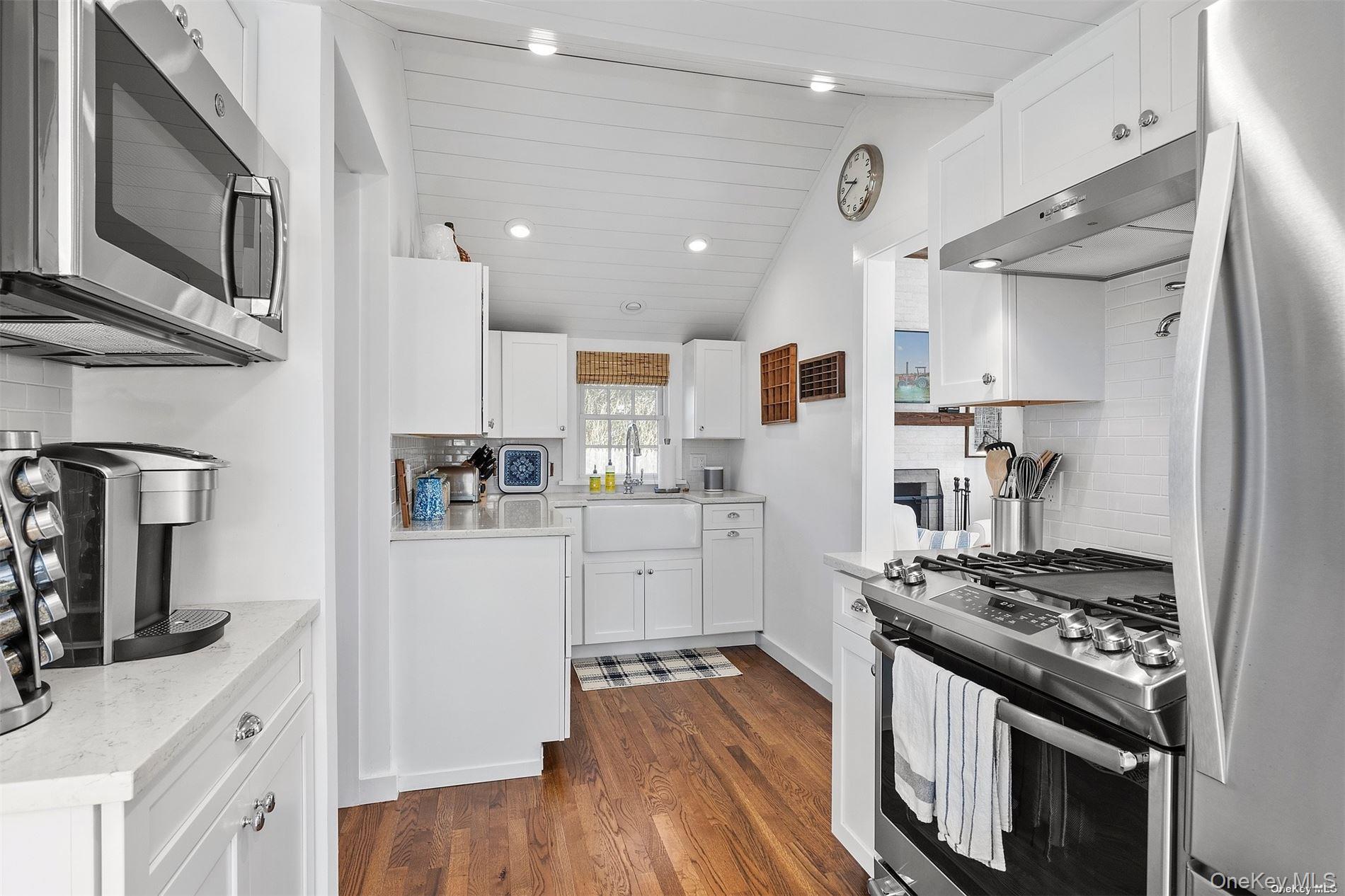 #7 photo, 14 Carter Lane, East Quogue , NY 11942