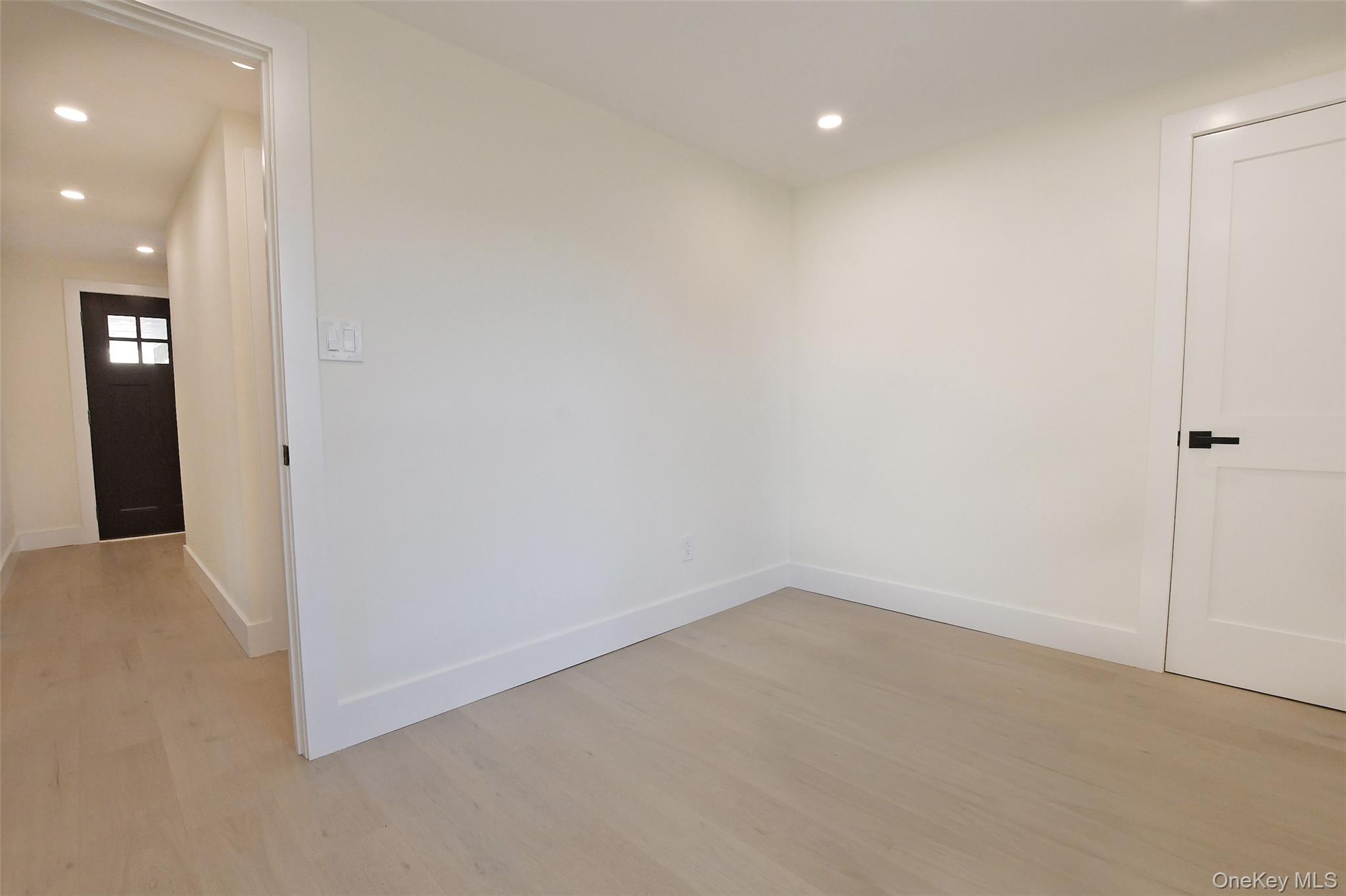 #13 photo, 15 Spurwoods Lane, Farmingville , NY 11738