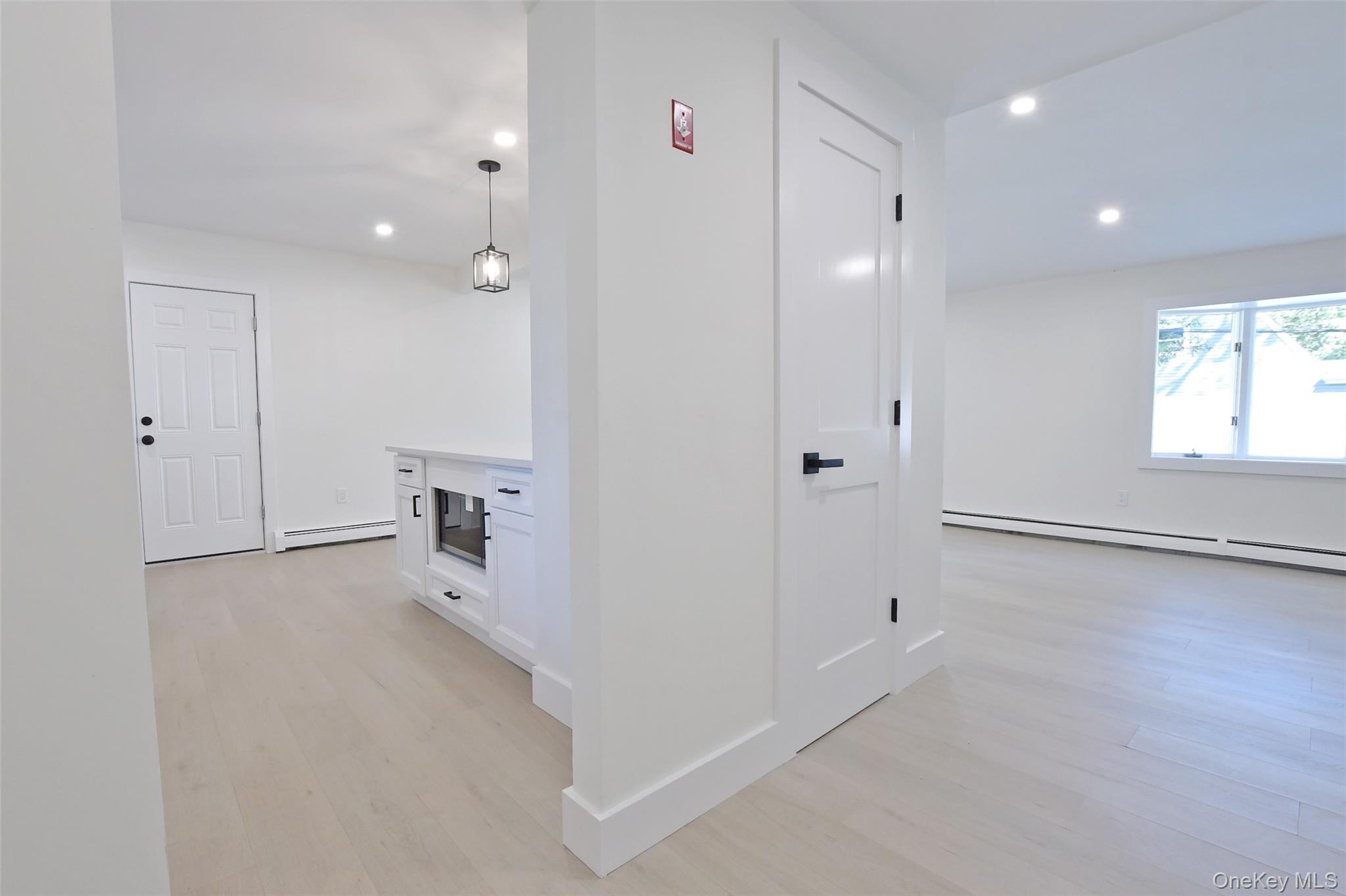 #16 photo, 15 Spurwoods Lane, Farmingville , NY 11738