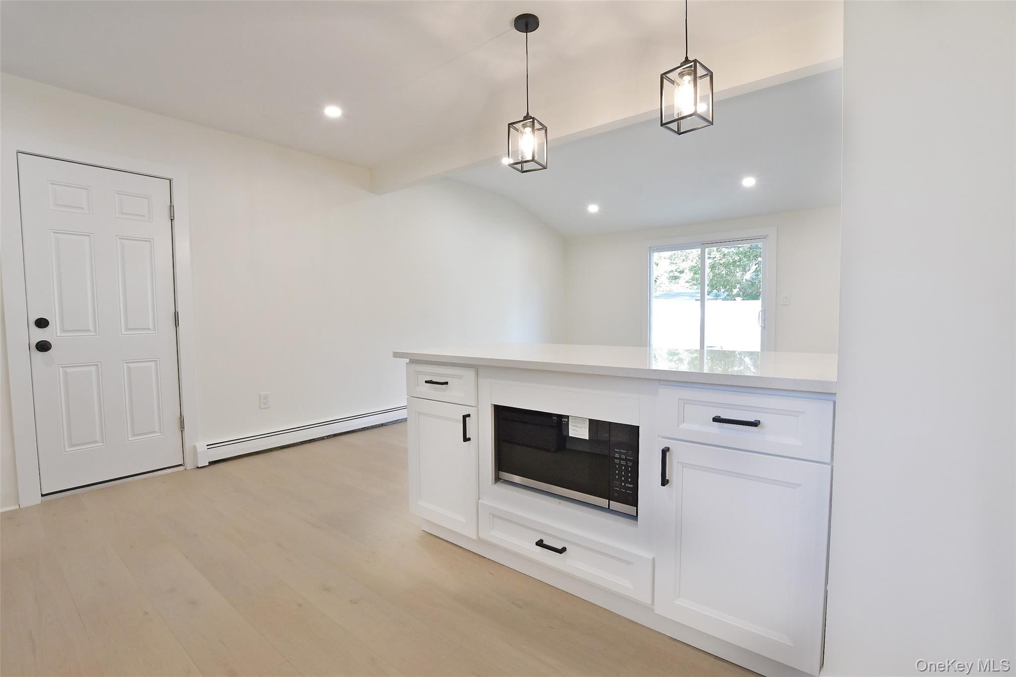 #7 photo, 15 Spurwoods Lane, Farmingville , NY 11738