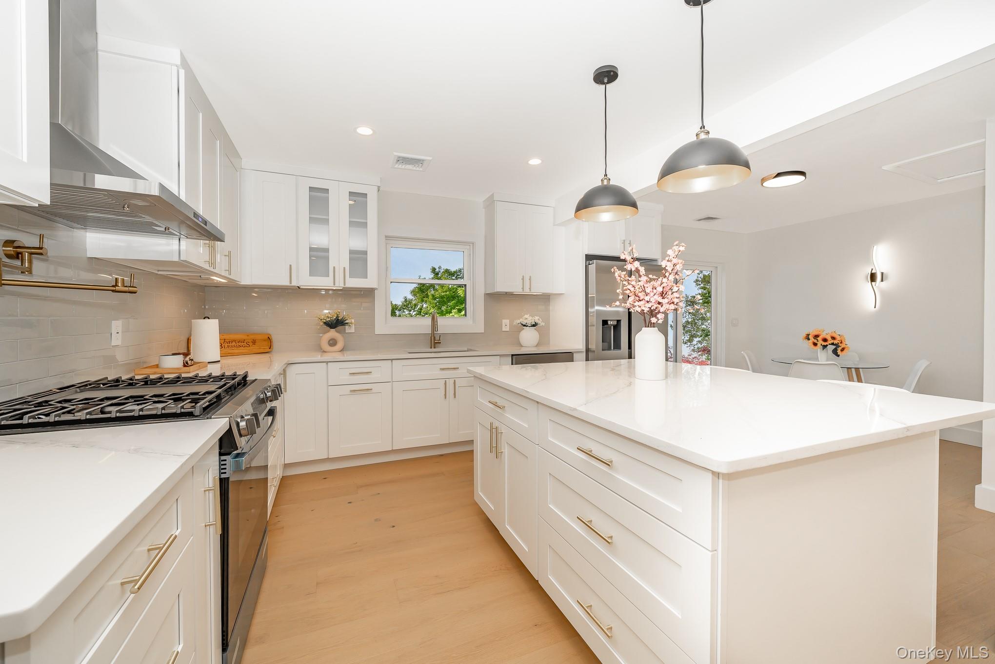 #10 photo, 5 Huron Avenue, Massapequa , NY 11758